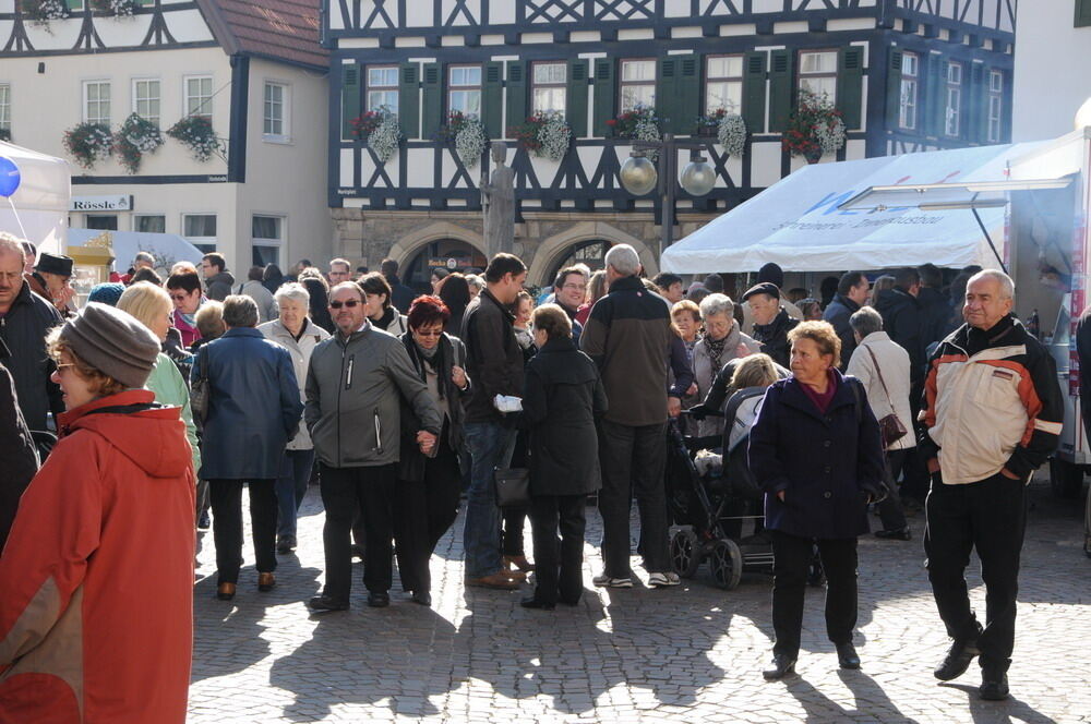 Kirbemarkt in Pfullingen. FOTO: Meyer