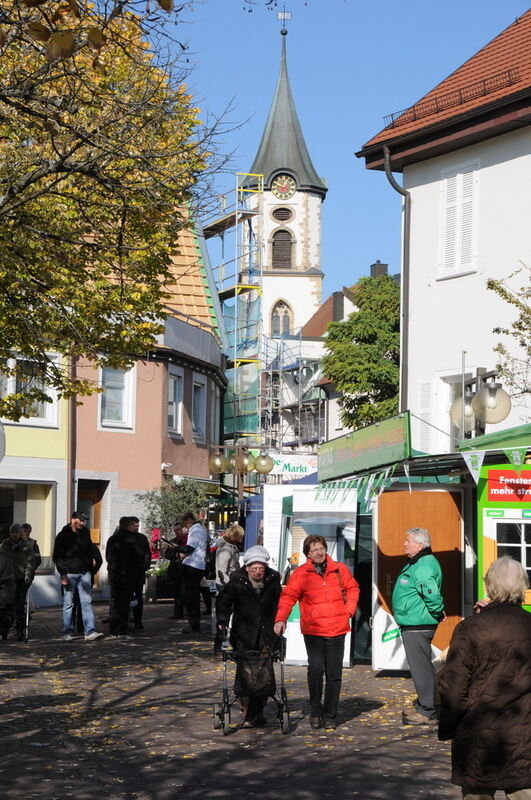 Kirbemarkt in Pfullingen. FOTO: Meyer