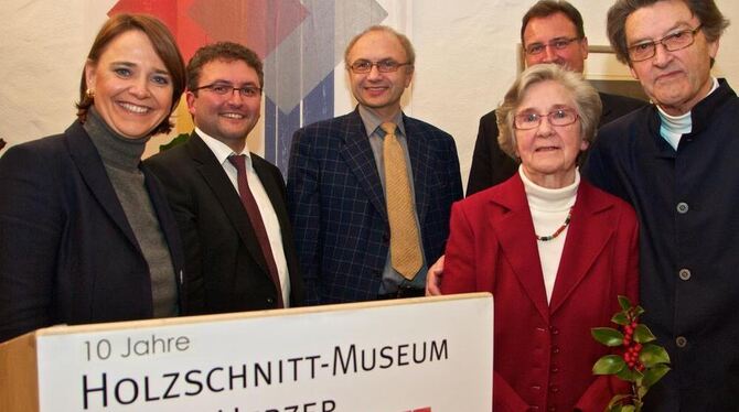 Annette Widmann-Mauz MdB, Mössingens OB Michael Bulander, Kreisarchivar Dr. Wolfgang Sanwald, Renate Herzer, Landrat Joachim Wal