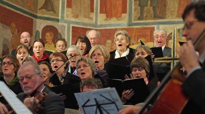 »Schwingt freudig euch empor«: Bach mit dem Kantatenchor der Christuskirche sowie den Kantoreien Betzingen und Leonhardskirche.