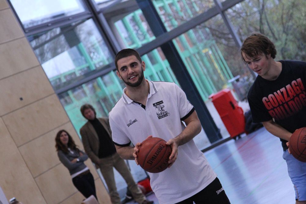 ZmS beim Training mit den Walter Tigers. Foto: Fink