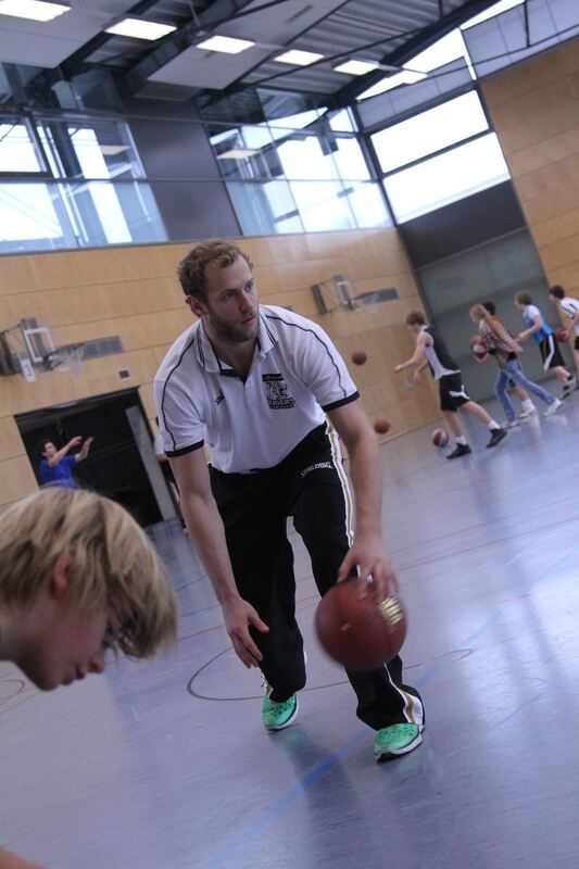 ZmS beim Training mit den Walter Tigers. Foto: Fink