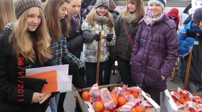 Mit der Orangenaktion unterstützen Jungscharkinder bedürftige Kinder.  FOTO: ZMS