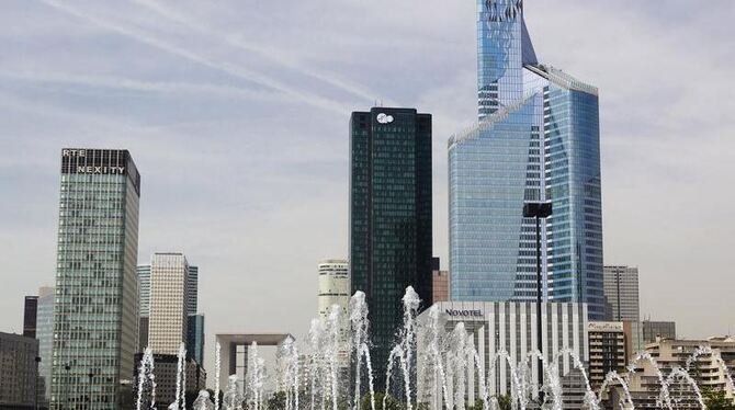 Blick auf die Hochhäuser des Bankenviertels »La Defense« in Paris. Foto: Ian Langsdon/Archiv