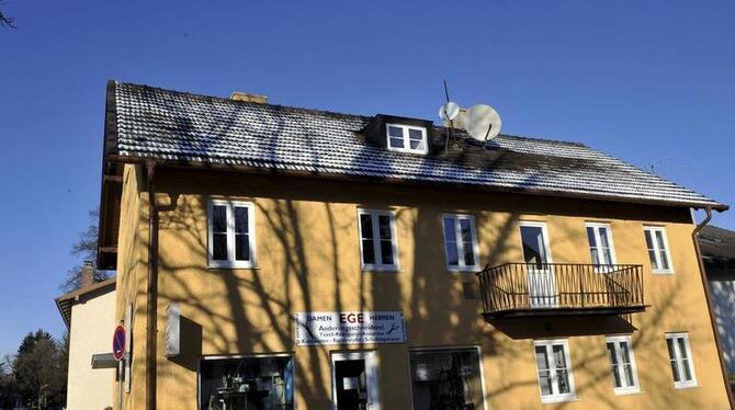 Im Obergeschoss dieses Hauses in Krailling wurden die Schwestern ermordet. Foto: Frank Leonhardt