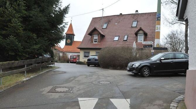 Geht es nach Siegfried Schaal, dann gibt es rund um die Nikolauskirche und im Luckenäckerweg einen Weihnachtsmarkt. GEA-FOTO: PA