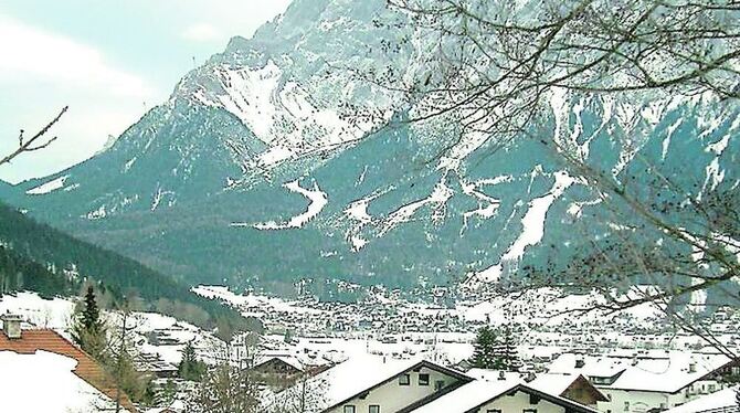 Jede Menge schöne Aussichten bietet der Zugspitz-Panaromaweg von Lermoos aus.  GEA-FOTO: OEL