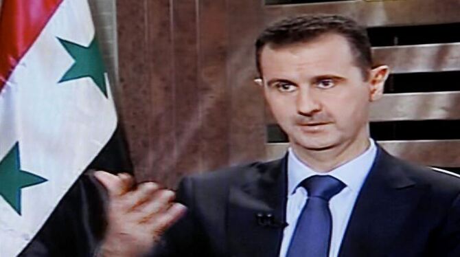 Soll seine Machtbefugnisse an Vizepräsident Faruk al-Scharaa übergeben: Syriens Präsident Baschar al-Assad. Foto: Syrian TV/Arch