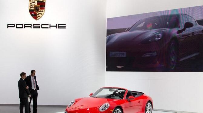 Ein Porsche 911 Cabrio auf der North American International Autoshow (NAIAS) im US-amerikanischen Detroit. Foto: Friso Gentsch