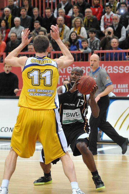 Basketball: Walter Tigers Tübingen gegen EWE Baskets Oldenburg