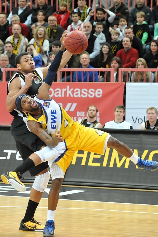 Basketball: Walter Tigers Tübingen gegen EWE Baskets Oldenburg