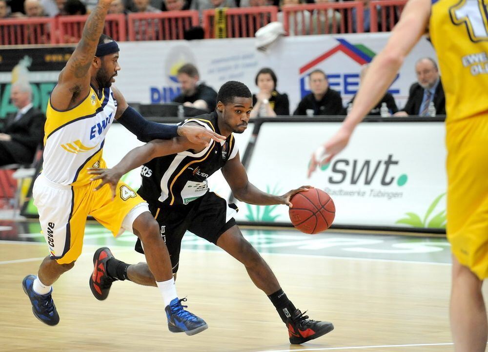 Basketball: Walter Tigers Tübingen gegen EWE Baskets Oldenburg