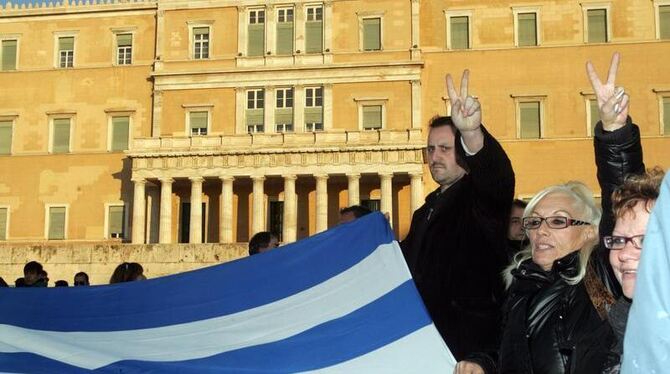 Protest vor dem griechischen Parlament gegen die Sparbeschlüsse der griechischen Regierung. Griechenland steht vor dem Beginn