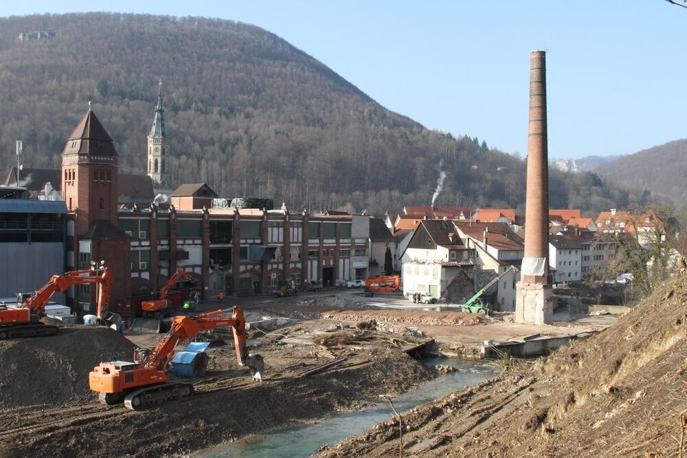 Sprengung des Groß-Schornsteins in Bad Urach