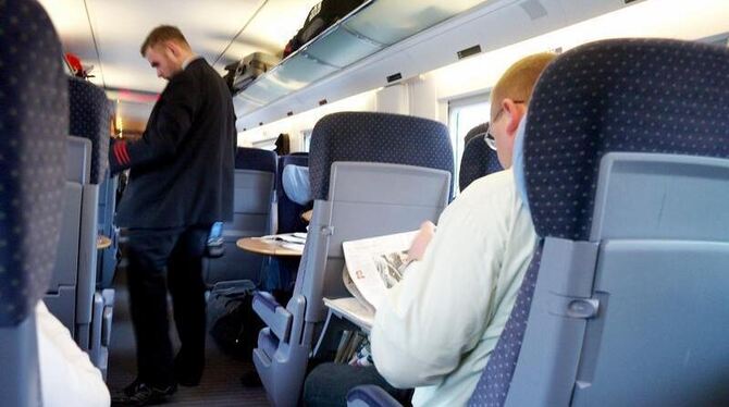 Die Fahrgäste der Deutschen Bahn sollen sich ihren Sitzplatz künftig schon bei der Reservierung zielgenau aussuchen können. F