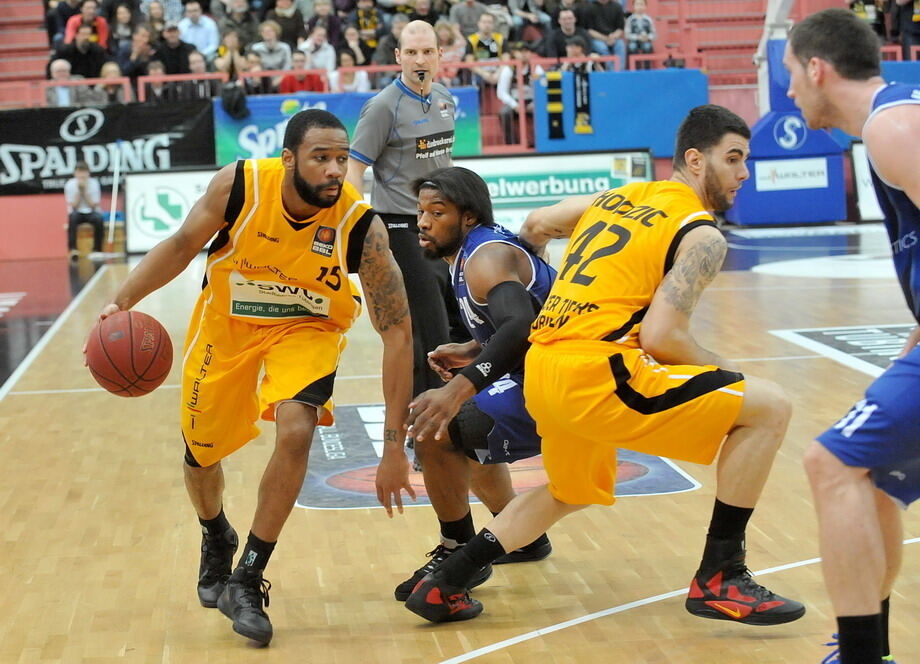 Walter Tigers Tübingen - Eisbären Bremerhaven 88:82