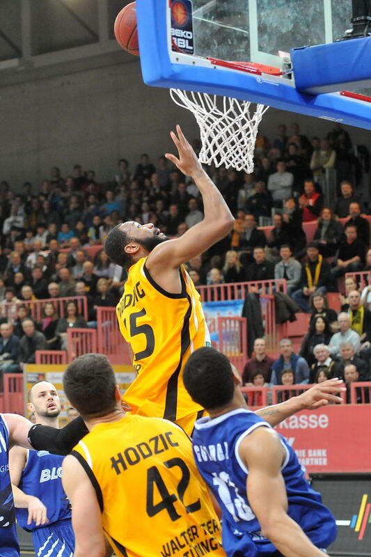 Walter Tigers Tübingen - Eisbären Bremerhaven 88:82