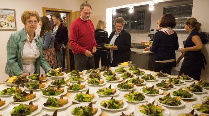 Partnerschaftsfreuden: Essen wie Gott in Frankreich. FOTO: SCHREIER