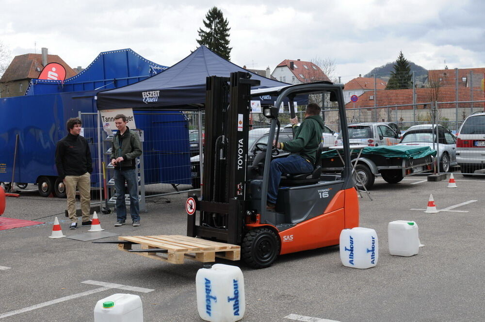 Handwerk im Zirkuszelt und Reutlinger Energietage 2012