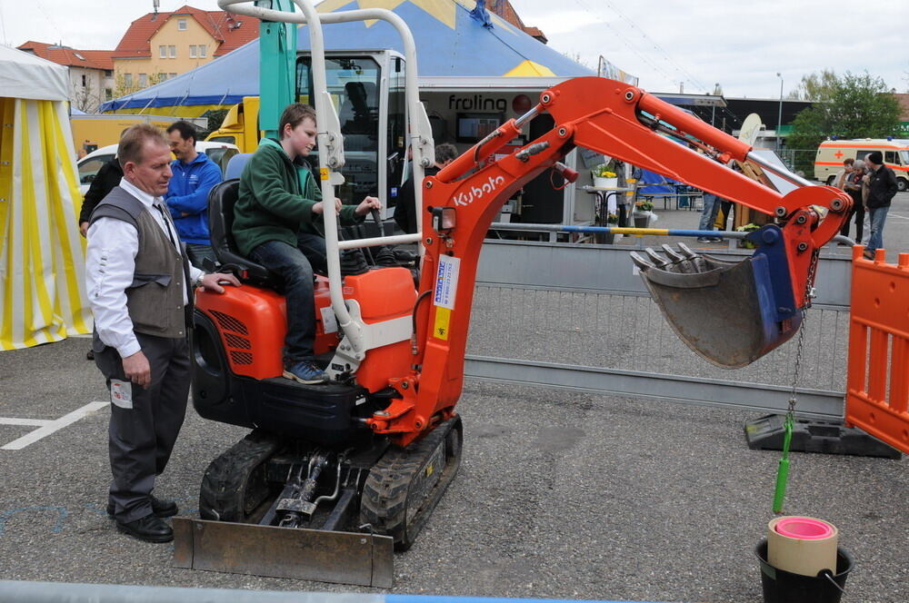 Handwerk im Zirkuszelt und Reutlinger Energietage 2012