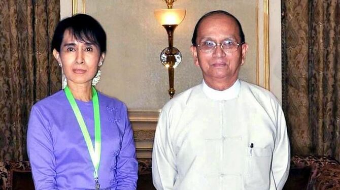 Aung San Suu Kyi und Birmas Präsident Thein Sein. Schwere Schlappe für Birmas Reformpräsident Thein Sein: Friedensnobelpreist