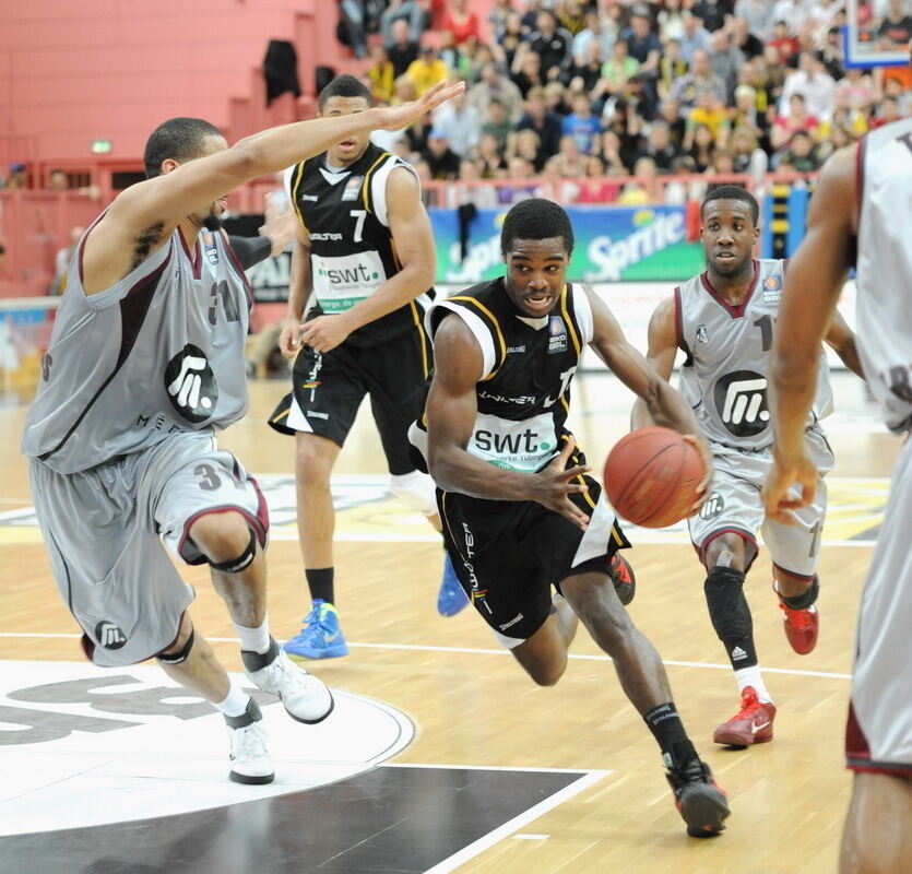 Walter Tigers Tübingen - Artland Dragons 74:85