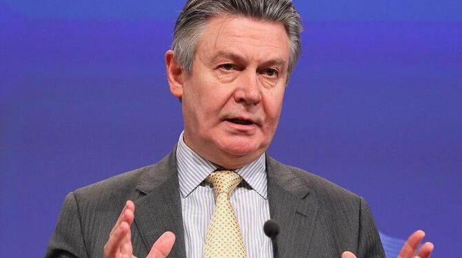 Warnende Worte von dem EU-Handelskommissar Karel De Gucht. Foto: Julien Warnand 