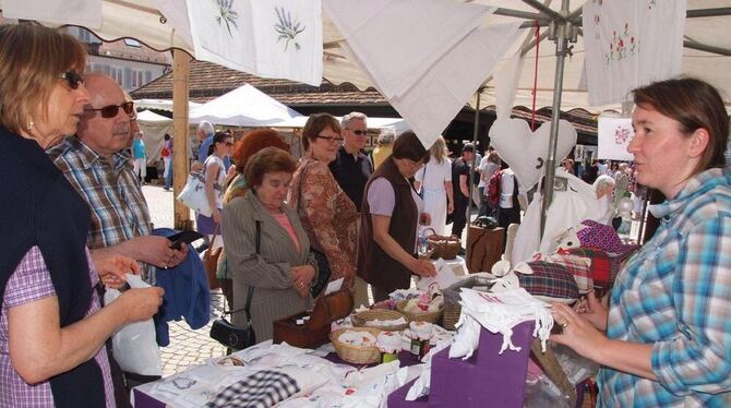 Handwerk und Kunst in Verbindung an Pfingsten auf dem Kelternplatz. ARCHIVFOTO: MAR