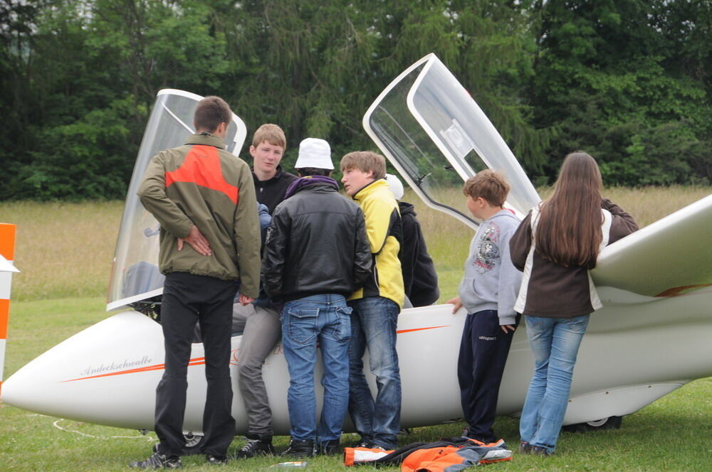 24. Farrenberg Segelflugwettbewerb 2012 Flugsportverein Mössingen