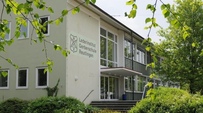 Wegen einbrechender Schülerzahlen und ausbleibender Aufträge im Laborbereich kam für das Lederinstitut Gerberschule Reutlingen i