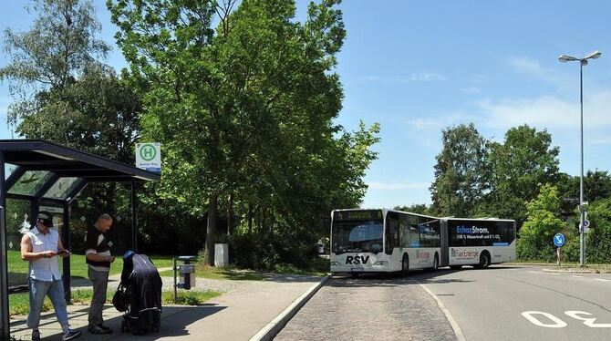 Die Wendemanöver der Stadtbusse der Linie 4 am Berliner Ring sollen entfallen - der dafür einst geschaffene »Kreisel« wird dann