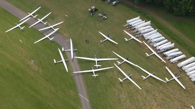 Auf dem Übersberg sollen demnächst auch Ultraleichtflugzeuge starten und landen.  GEA-ARCHIV-FOTO: CONZELMANN