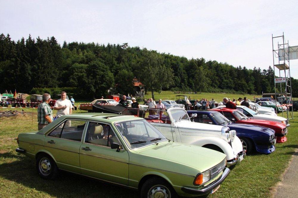 Oldtimertreffen in St. Johann-Lonsingen Juni 2012