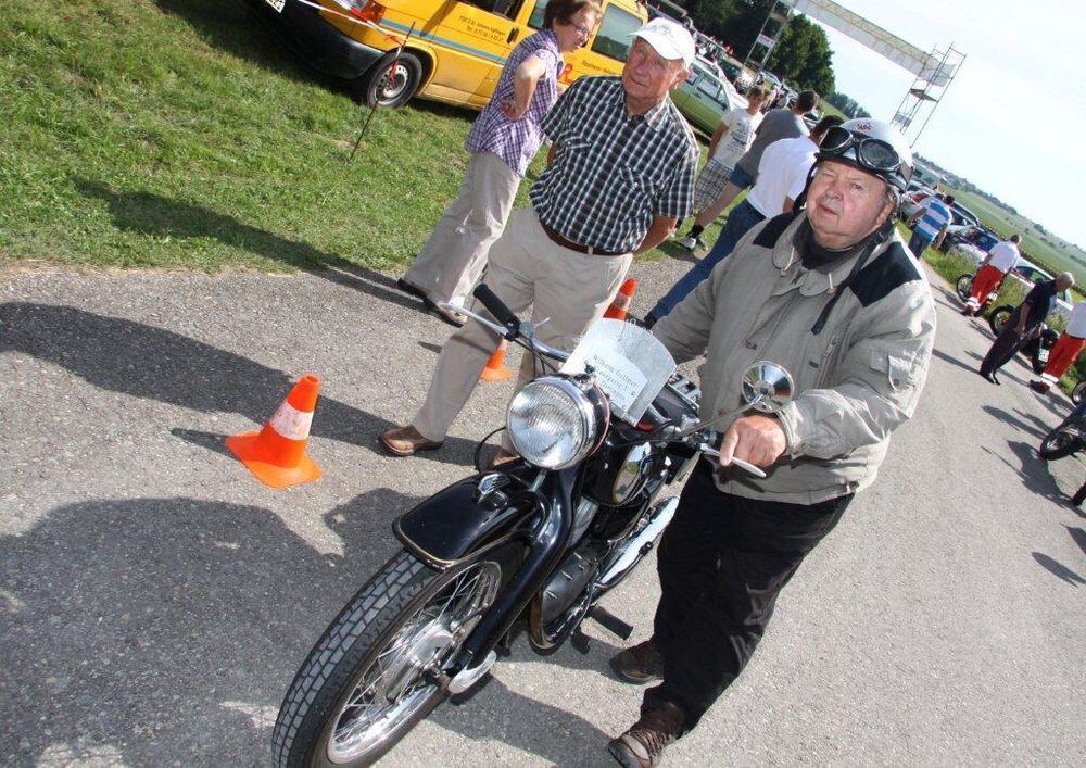 Oldtimertreffen in St. Johann-Lonsingen Juni 2012