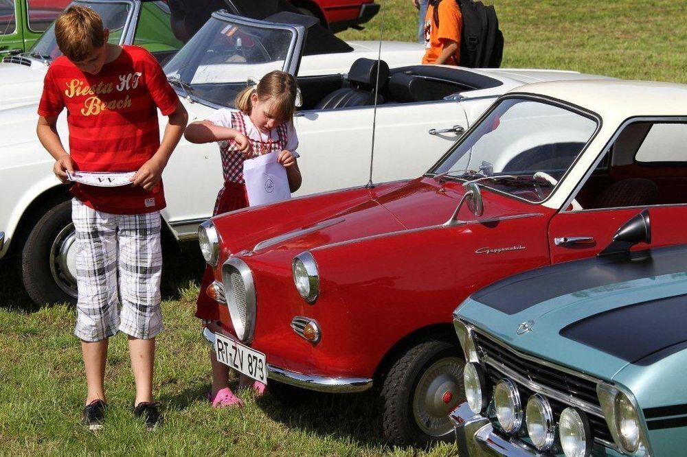 Oldtimertreffen in St. Johann-Lonsingen Juni 2012