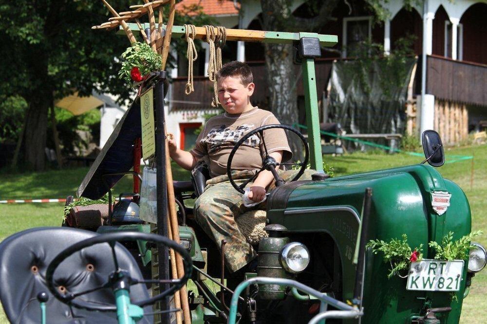 Oldtimertreffen in St. Johann-Lonsingen Juni 2012