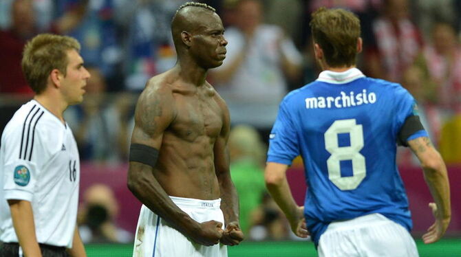 Ein Mann, zwei Tore: Mario Balotelli, italienischer Doppeltorschütze der ersten Halbzeit.