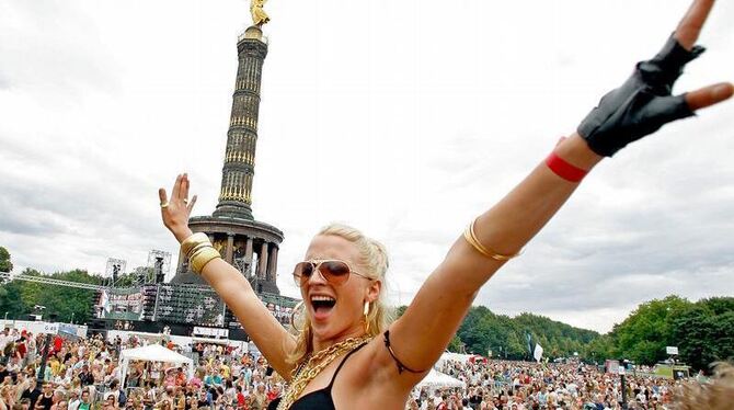 Das kommt nicht wieder: Raverin bei der Love Parade 2006. Foto: Marcel Mettelsiefen 