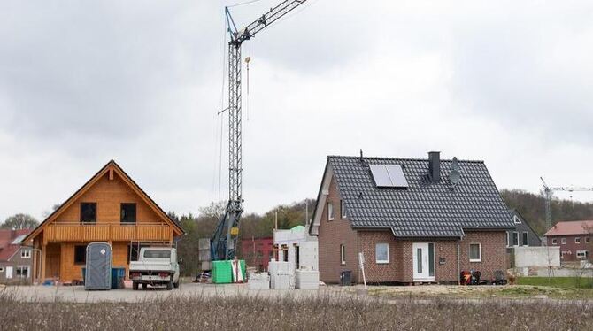 Bausparkassen beraten ihre Kunden einer Untersuchung der Stiftung Warentest zufolge oft mangelhaft.  Foto: Friso Gentsch