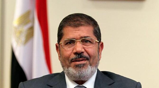 Ägyptens neuer Präsident Mohammed Mursi hat eine Beschwerde-Hotline für Bürger eingerichtet. Foto: Khaled Elfiqi