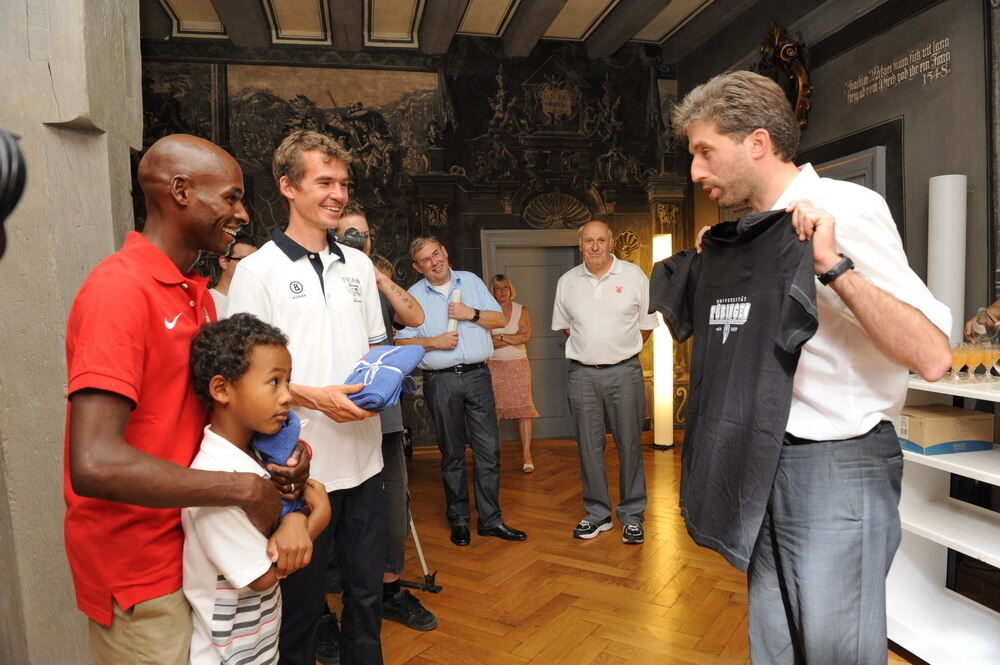 Olympioniken Bernard Lagat und Arne Gabius verabschiedet