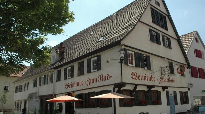 Gastronomie hat in der Pfleghofstraße 4 Tradition. Heute ist die Weinstube Zum Rad ein Restaurant. GEA-FOTO: WALTER