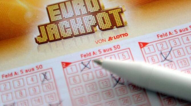 Nach zwölf Wochen ohne Hauptgewinner kommt der mit 26 Millionen Euro gefüllte Eurojackpot in dieser Woche auf jeden Fall zur