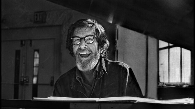 John Cage auf einem Porträt FOTO: JOHN CAGE TRUST