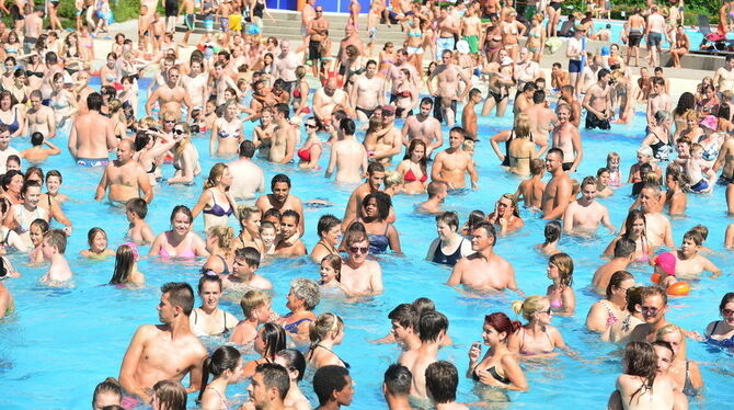 Fast 10 000 Badegäste tummelten sich am 19. August, dem besucherstärksten Tag dieses Jahres, im Freibad.