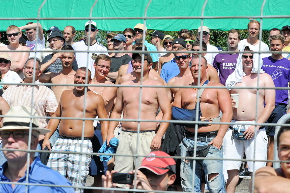 DFB-Pokal Nöttingen - Hannover 1:6 August 2012