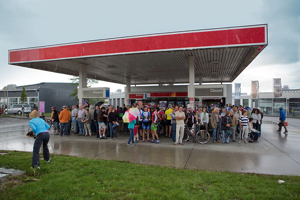 Radrennen in Betzingen. FOTO: SCHREIER