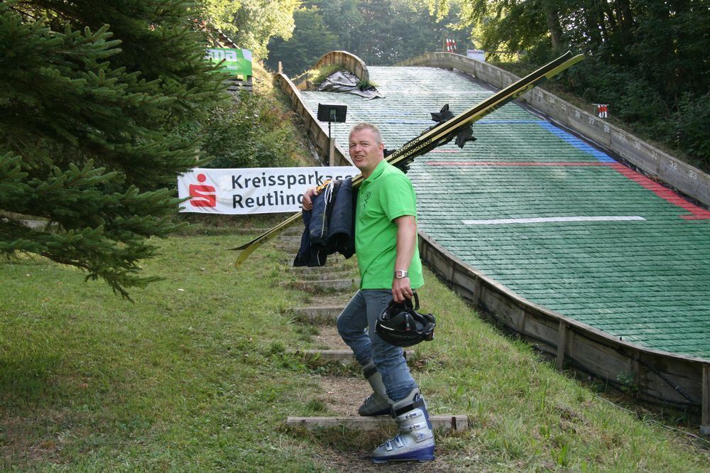 Sommerskispringen des VfL Pfullingen 2012