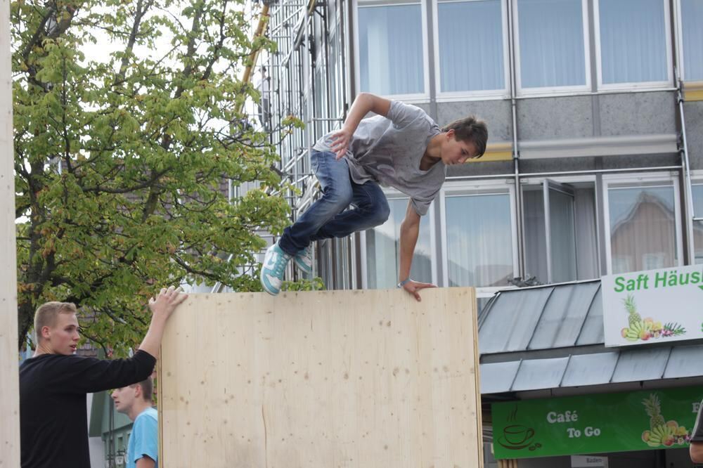 Parkour-Day auf dem Reutlinger Marktplatz