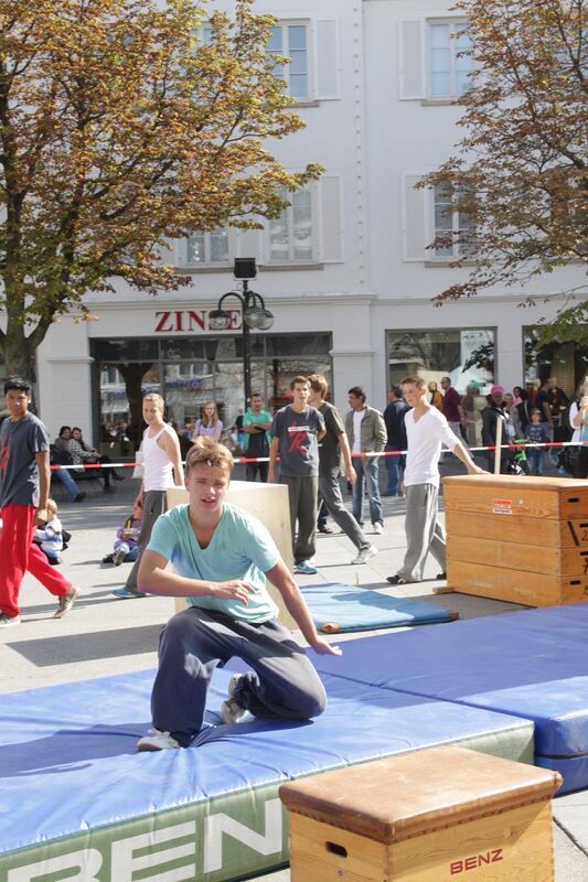 Parkour-Day auf dem Reutlinger Marktplatz